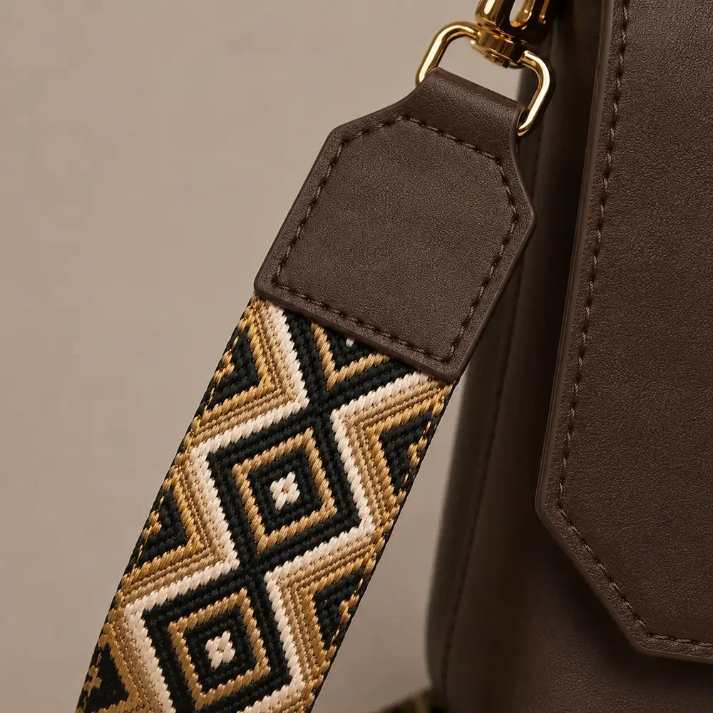 Bolso Velez Premium de Cuero – Elegancia y Espacio en un Solo Diseño