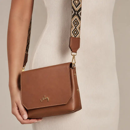 Bolso Velez Premium de Cuero – Elegancia y Espacio en un Solo Diseño